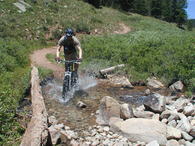 P7030364LudoWater