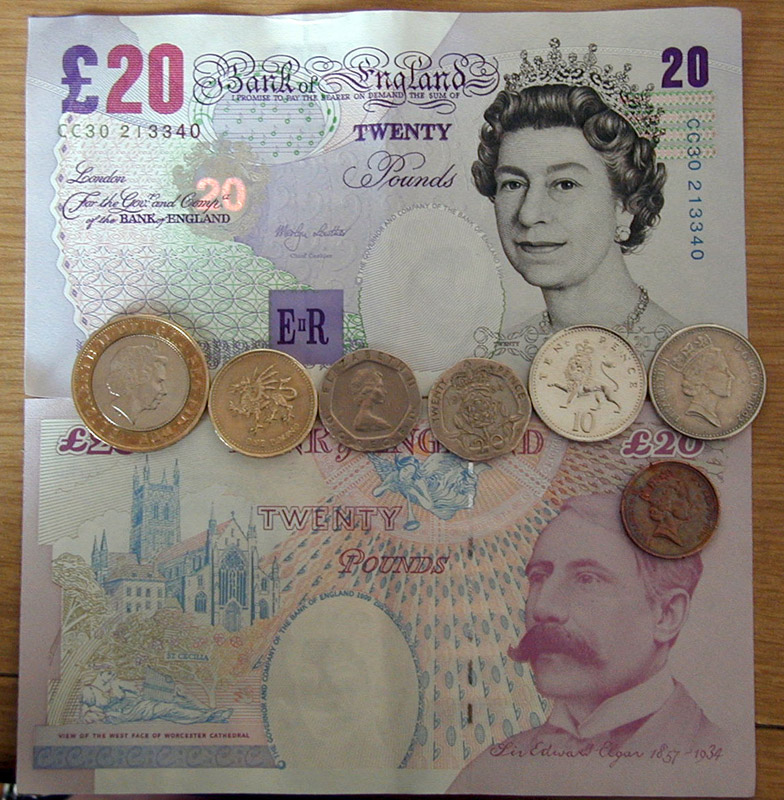 P4200365Money