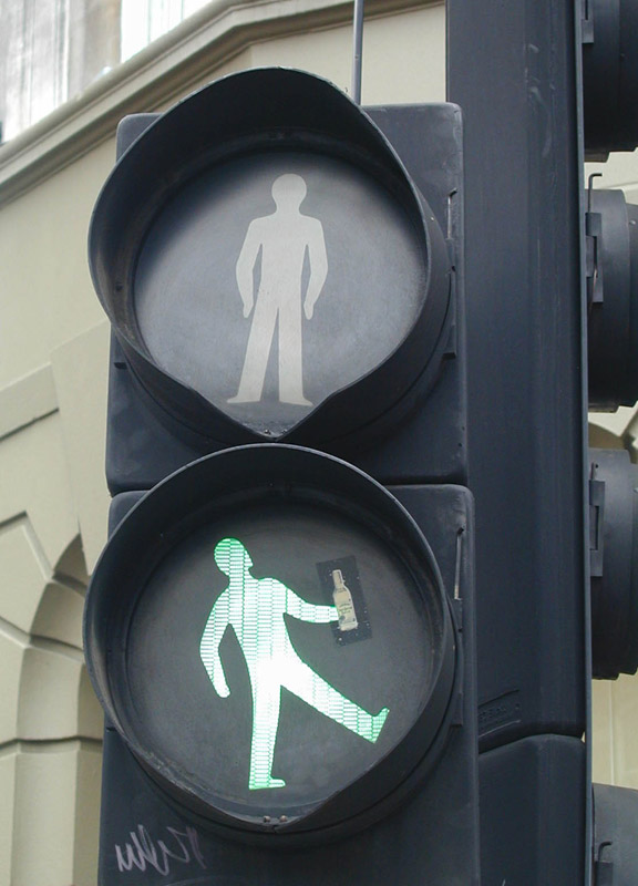 P4200382WalkSign